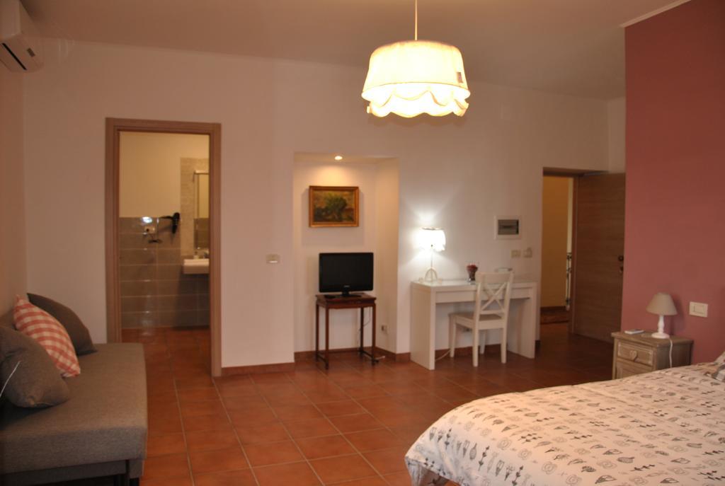 Casale Appio Hotel Rome Exterior photo